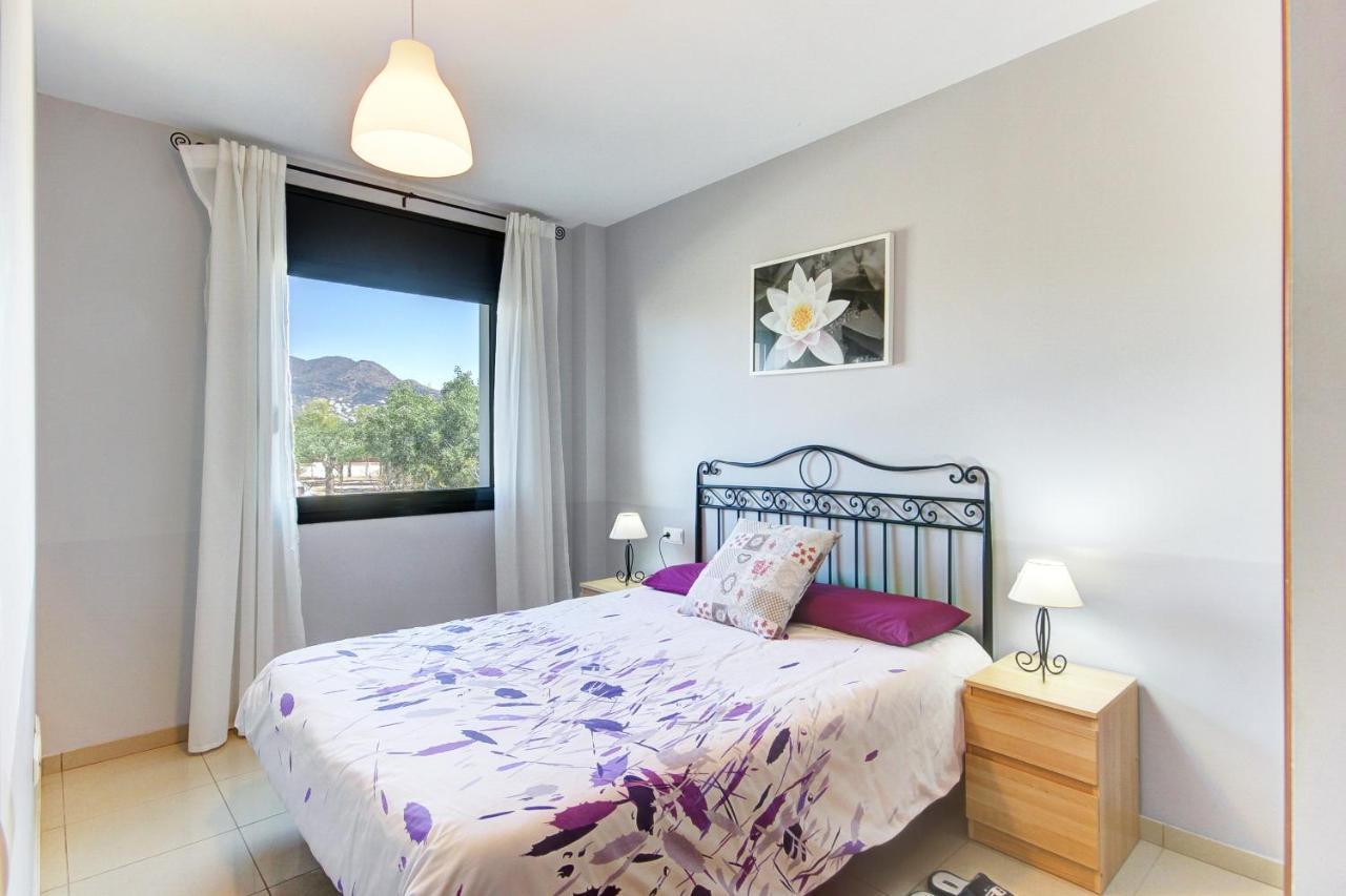 Апартаменты Mileni 2 2 1 1 Roses - Barneda Premium Экстерьер фото